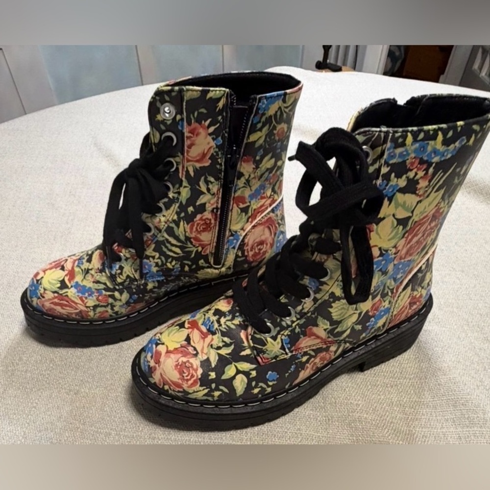 Sugar Black Floral Lace-Up Boots